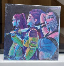 DIAMOND PAINTING KPOP DEMON HUNTERS LUMINEUX 30 X 30 CM (DIAMOND DOTZ) ASST